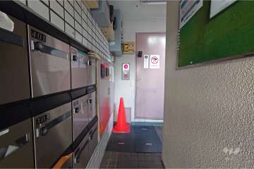 エントランスホール