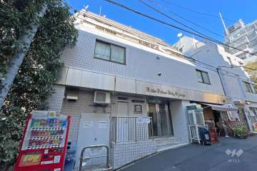 日興パレスビル渋谷の外観（西側から）