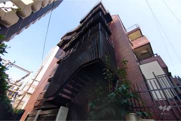 ライオンズマンション道玄坂の外観（南西側から）