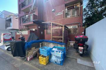 駐輪場、バイク置場