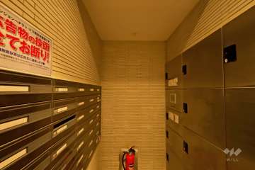 宅配ボックスと共用ポスト