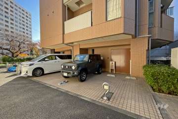 敷地内駐車場（屋外平面式）