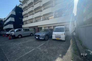 敷地内駐車場（屋外平面式）
