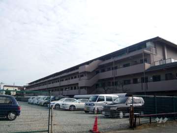 東急ドエル・アルス園田の外観（北西側から）