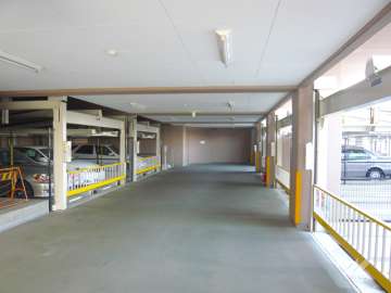 敷地内駐車場