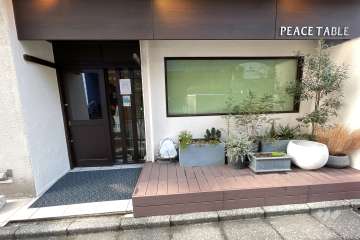 棟内の店舗部分