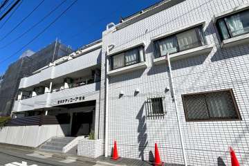藤和シティコープ初台の外観（南西側から）