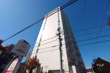 コートヒルズ広尾南の外観（東側から）