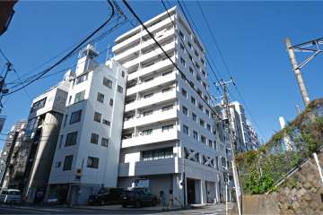 ミツワマンションの外観（南東側側から）