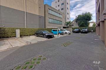 敷地内駐車場（屋外平面式・機械式）