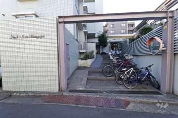 マンションの出入り口