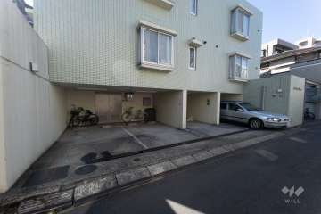 敷地内駐車場（屋外平面式）