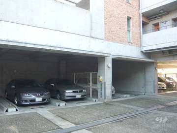 敷地内駐車場