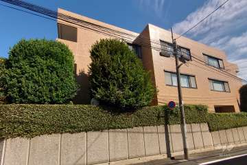 イースタンホームズ神山の外観（南西側から）