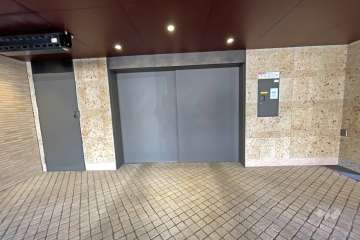 敷地内駐車場（屋内機械式）