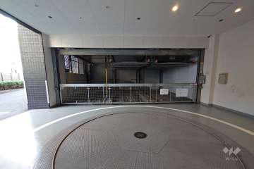 敷地内駐車場（屋内機械式）