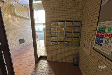 エントランス内集合ポスト