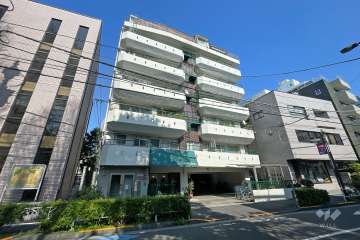 千駄ヶ谷コーポラスの外観(北西側から）