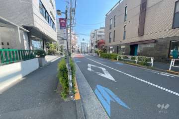 敷地南西側の前面道路