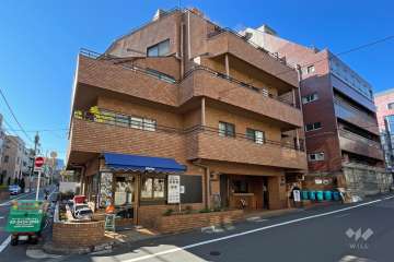 東久パレス神宮の外観（北東側から）