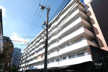 マンションニュー恵比寿の外観（南東側から）