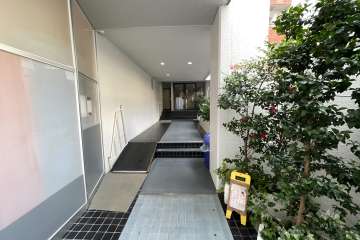 エントランスアプローチ