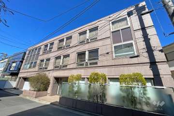 サンマンションドゥーシェ代々木上原の外観（南東側から）