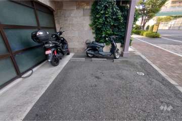 敷地内駐車場（屋外平面式）