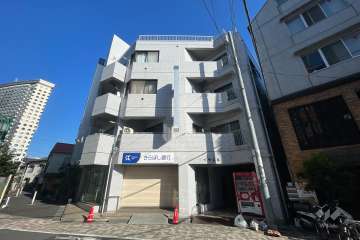 ダイヤビルの外観（南東側から）