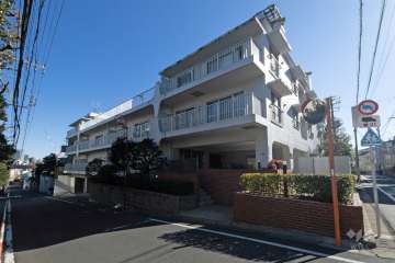 代々木大山パインクレストの外観（北側から）