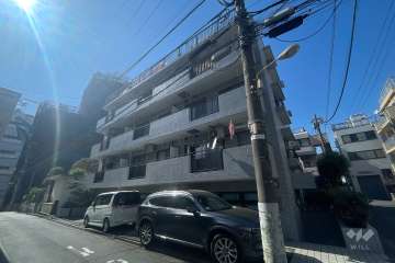 サンセピア幡ヶ谷の外観（南東側から）