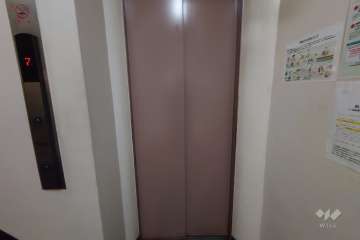 共用のエレベーター