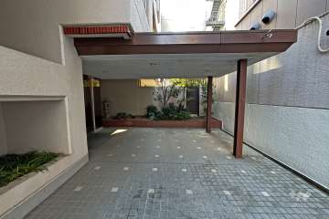 エントランスアプローチ