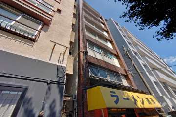 富士見マンション（代々木3丁目）の外観（西側から）