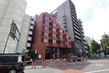 ストークマンションメイジュの外観(南東側から)