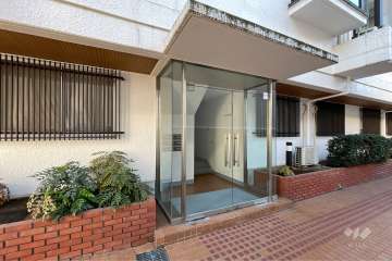 エントランス（西側）