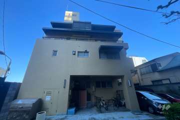 コーポアヴェニュー幡ヶ谷の外観（西側から）