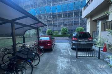 敷地内駐車場（屋外平面式）