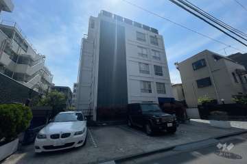代々木コーポラス（3丁目）の外観(北東側から)