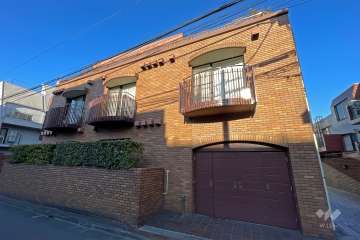 東高神宮前ペアシティの外観（東側から）