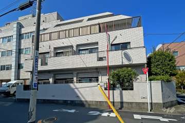 グランツハイム千駄ケ谷の外観（南側から）