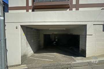敷地内駐車場（屋内平面式）