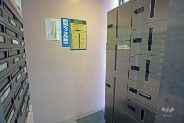 宅配ボックスと共用ポスト