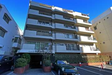 パシフィック松濤マンションの外観（南西側から）