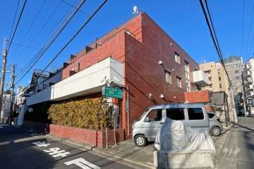 常磐松サマリヤマンションの外観（北東側から）