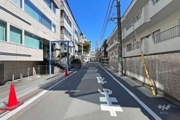 敷地北西側の前面道路