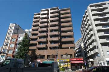 グランドメゾン恵比寿東の外観（南東側から）