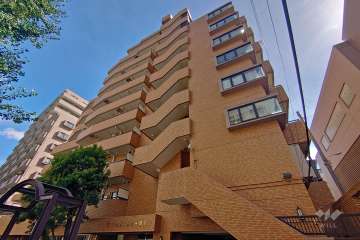 ダイアパレス幡ヶ谷第2の外観（南西側から）