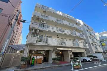 サンビューハイツ外苑の外観（北東側から）