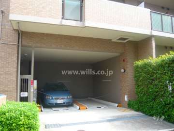 敷地内駐車場（屋内機械式）